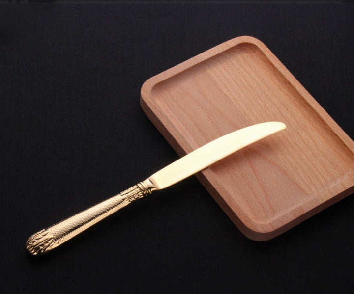 Elevate Your Dining Experience with Our Four-Piece Stainless Steel Cutlery Set